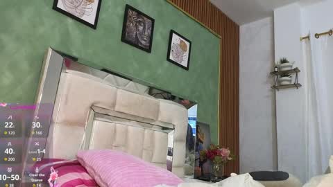 Mia  online show from 04/02/26, 04:32