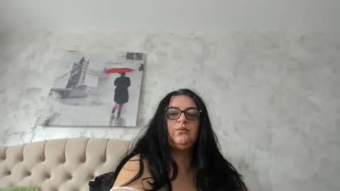 sweetmiki9 online show from 05/08/26, 06:19