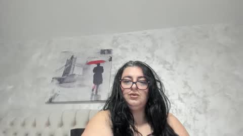 sweetmiki9 online show from 05/12/26, 07:55