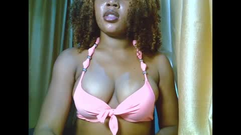 sweetmila9 online show from 04/07/26, 09:43