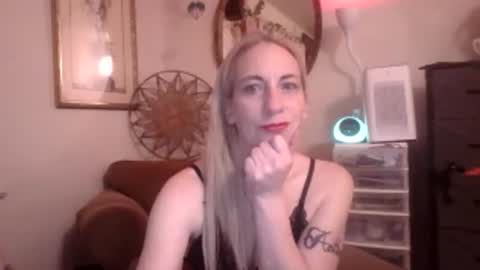 Aria online show from 02/16/26, 02:29