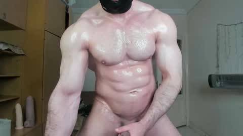 Snapshot of sweetmuscles_boy chatting on 05/11/26, 03:23 Lorenzo online show from 05/11/26, 03:23