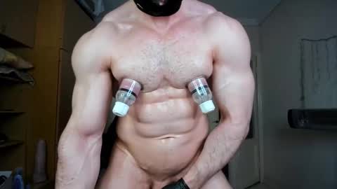 Snapshot of sweetmuscles_boy chatting on 06/05/26, 07:36 Lorenzo online show from 06/05/26, 07:36