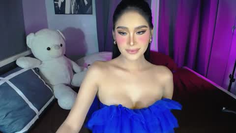 Snapshot of sweetnastygirl chatting on 12/23/24, 12:35 Queen ARIANA online show from 12/23/24, 12:35