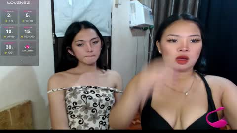 sweetnaughty_mallow online show from 12/16/25, 10:26