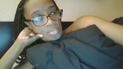 Snapshot of sweetness_cool chatting on 02/09/25, 06:37 sweetness_cool online show from 02/09/25, 06:37