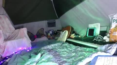 Snapshot of sweetnissapril chatting on 11/11/25, 01:49 April online show from 11/11/25, 01:49