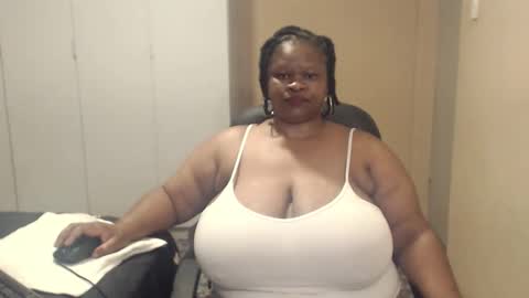 sweetnoziexxx online show from 10/03/25, 04:31