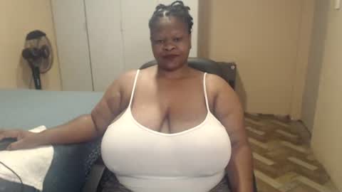 Snapshot of sweetnoziexxx chatting on 05/02/26, 05:01 sweetnoziexxx online show from 05/02/26, 05:01