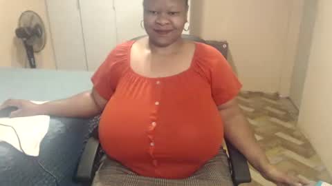 Snapshot of sweetnoziexxx chatting on 05/03/26, 04:07 sweetnoziexxx online show from 05/03/26, 04:07