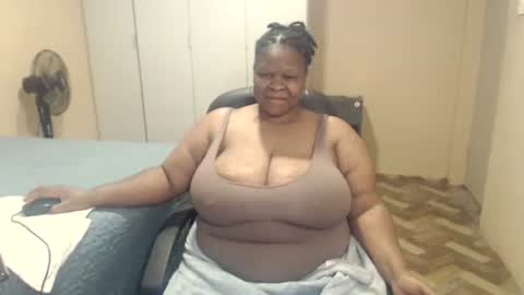 Snapshot of sweetnoziexxx chatting on 05/08/26, 07:19 sweetnoziexxx online show from 05/08/26, 07:19