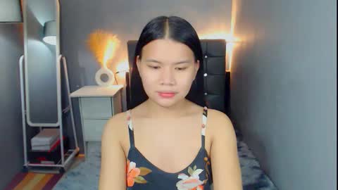 Snapshot of sweetnwildts chatting on 03/21/26, 12:59 Ghena online show from 03/21/26, 12:59