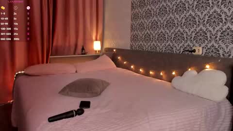 Snapshot of sweetp1ays chatting on 10/22/25, 11:15 Nastya and Johnny online show from 10/22/25, 11:15