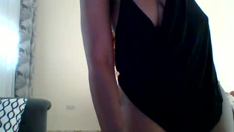 Snapshot of sweetpasion2 chatting on 07/03/26, 11:27 sweetpasion2 online show from 07/03/26, 11:27