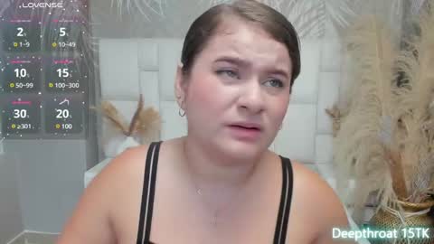 Snapshot of sweetpervert__ chatting on 01/09/25, 04:17 MIA online show from 01/09/25, 04:17