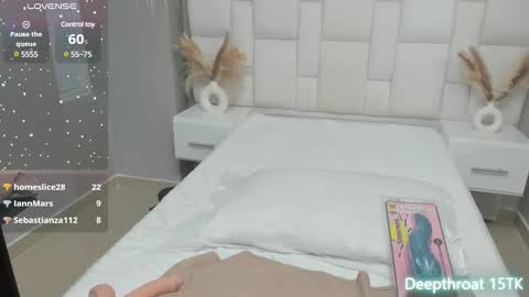 Snapshot of sweetpervert__ chatting on 02/07/25, 12:31 MIA online show from 02/07/25, 12:31