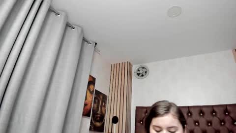 Snapshot of sweetpervert__ chatting on 03/08/25, 10:22 MIA online show from 03/08/25, 10:22