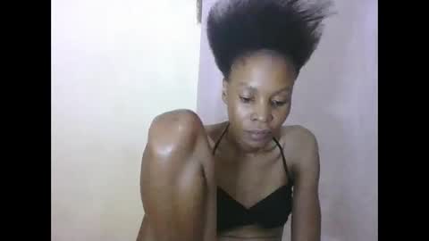 ESTHER online show from 12/14/25, 06:01