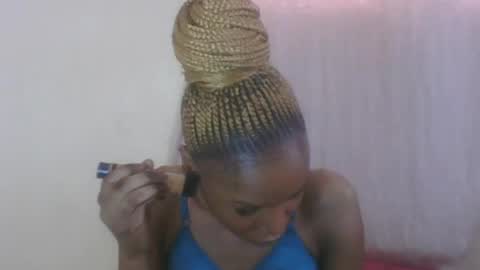 Snapshot of sweetpetite254 chatting on 07/07/26, 07:23 ESTHER online show from 07/07/26, 07:23