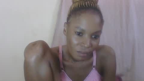 Snapshot of sweetpetite254 chatting on 07/12/26, 06:48 ESTHER online show from 07/12/26, 06:48