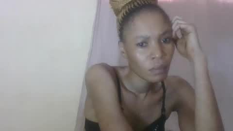 Snapshot of sweetpetite254 chatting on 07/23/26, 02:15 ESTHER online show from 07/23/26, 02:15