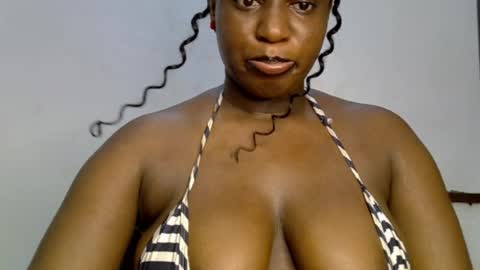 LILY BRANDY online show from 04/27/26, 07:34