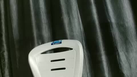 slim ivy online show from 11/23/25, 04:12