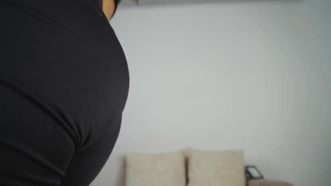 Snapshot of sweetpussyhot_ chatting on 02/01/25, 12:37 Hello Welcome Im here from WEDNESDAY to SUNDAY 430am to 830am and 3 to 7 timeMONDAY and TUESDAY i rest online show from 02/01/25, 12:37