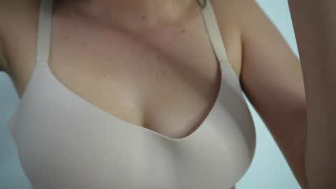 Snapshot of sweetpussyhot_ chatting on 02/05/25, 08:25 Hello Welcome Im here from WEDNESDAY to SUNDAY 430am to 830am and 3 to 7 timeMONDAY and TUESDAY i rest online show from 02/05/25, 08:25