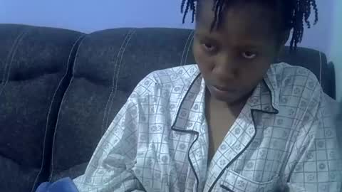 queen online show from 04/10/26, 02:39