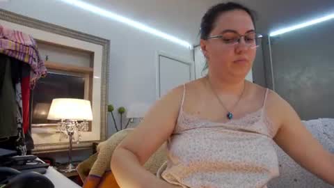 Snapshot of sweetraisa chatting on 06/24/26, 09:14 SweetRaisa online show from 06/24/26, 09:14
