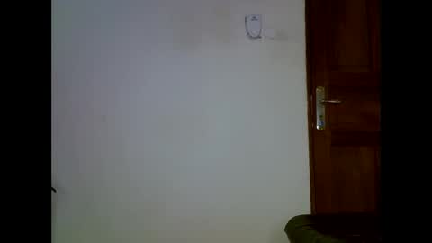 Snapshot of sweetrenne chatting on 01/22/25, 05:05 sweetrenne online show from 01/22/25, 05:05