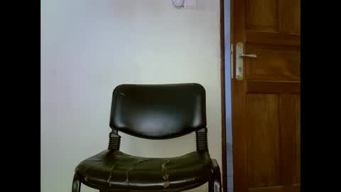 Snapshot of sweetrenne chatting on 01/30/25, 05:09 sweetrenne online show from 01/30/25, 05:09