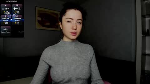 Snapshot of sweets_alma chatting on 10/12/25, 06:12 sweets_alma online show from 10/12/25, 06:12