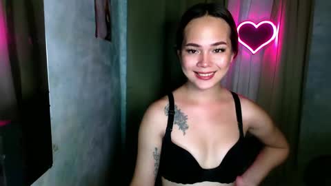 Snapshot of sweetsassyvv chatting on 02/02/26, 11:20 sweetsassyvv online show from 02/02/26, 11:20