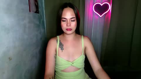 Snapshot of sweetsassyvv chatting on 03/03/26, 06:03 sweetsassyvv online show from 03/03/26, 06:03