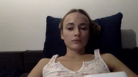 Snapshot of sweetsatalana chatting on 06/09/26, 11:27 sweetsatalana online show from 06/09/26, 11:27