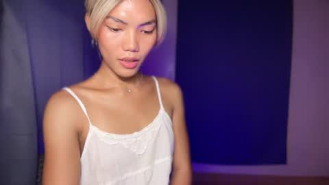 Snapshot of sweetsexy_alexis chatting on 07/14/26, 03:40 Alexis online show from 07/14/26, 03:40