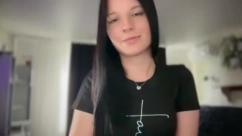 Sweet Shy online show from 06/17/26, 02:40