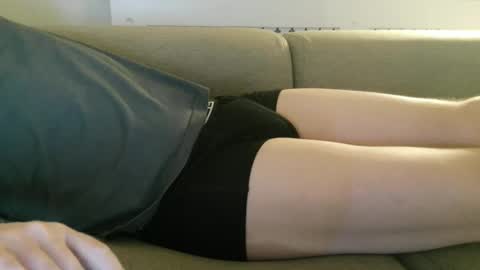Snapshot of sweetsinner83 chatting on 04/18/26, 07:58 sweetsinner83 online show from 04/18/26, 07:58