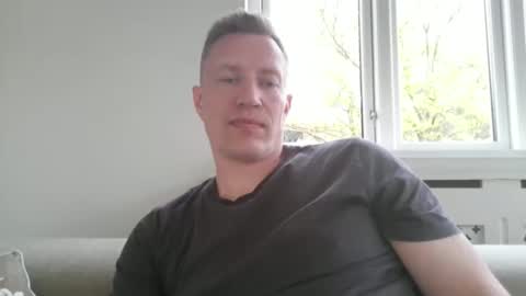 Snapshot of sweetsinner83 chatting on 05/07/26, 06:46 sweetsinner83 online show from 05/07/26, 06:46