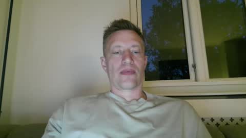 Snapshot of sweetsinner83 chatting on 05/13/26, 08:16 sweetsinner83 online show from 05/13/26, 08:16