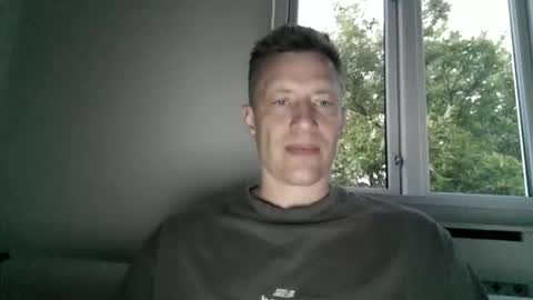 Snapshot of sweetsinner83 chatting on 05/26/26, 08:16 sweetsinner83 online show from 05/26/26, 08:16