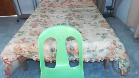 sophie and alex online show from 11/10/25, 01:15