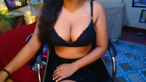 SweetSour online show from 09/13/25, 09:25