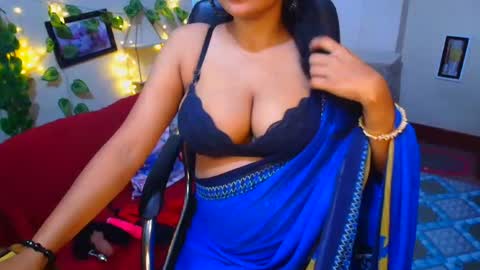 SweetSour online show from 12/14/25, 01:22