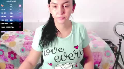 Snapshot of sweetsquirtx23 chatting on 02/11/25, 04:55 lili online show from 02/11/25, 04:55