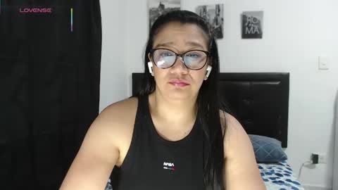 Stormi online show from 04/18/26, 09:02