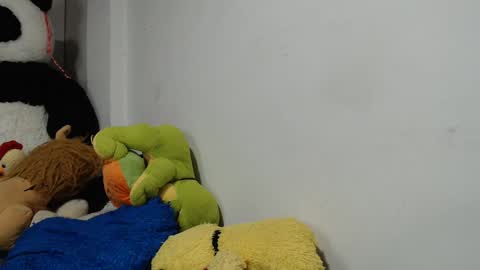 sweett_candy1 online show from 02/05/25, 03:34