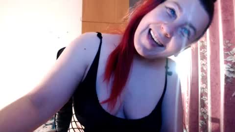 Snapshot of sweettanne chatting on 07/11/26, 12:24 SweettAnne online show from 07/11/26, 12:24
